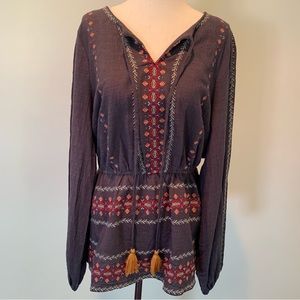 NWT Western Tunic with Aztec embroidered accents - Size Large